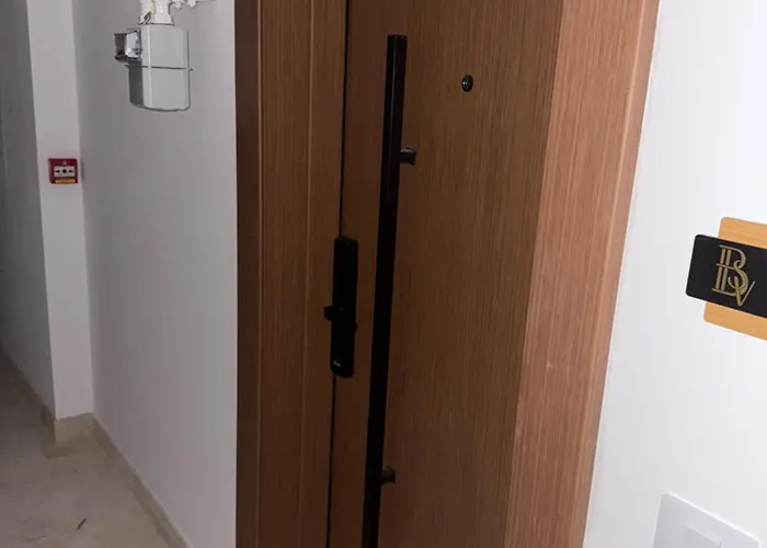 Solid House Perla 公寓 *